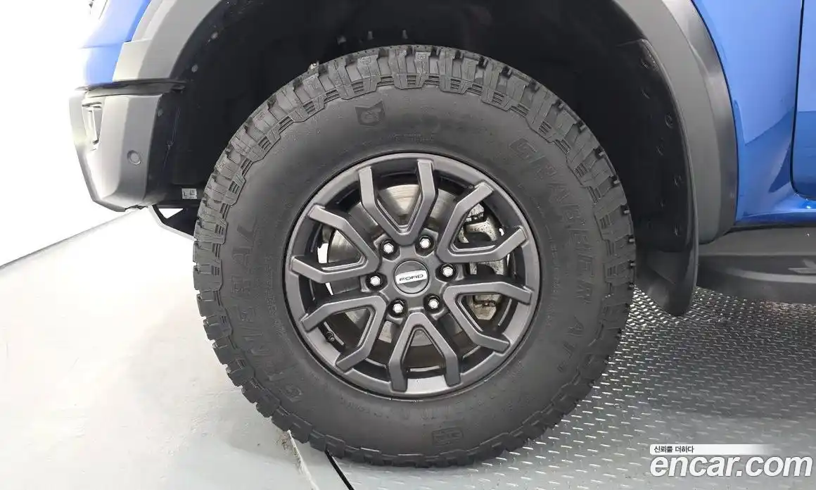 Ford Ranger 2023 2.0 автомат (гидро), фото 5