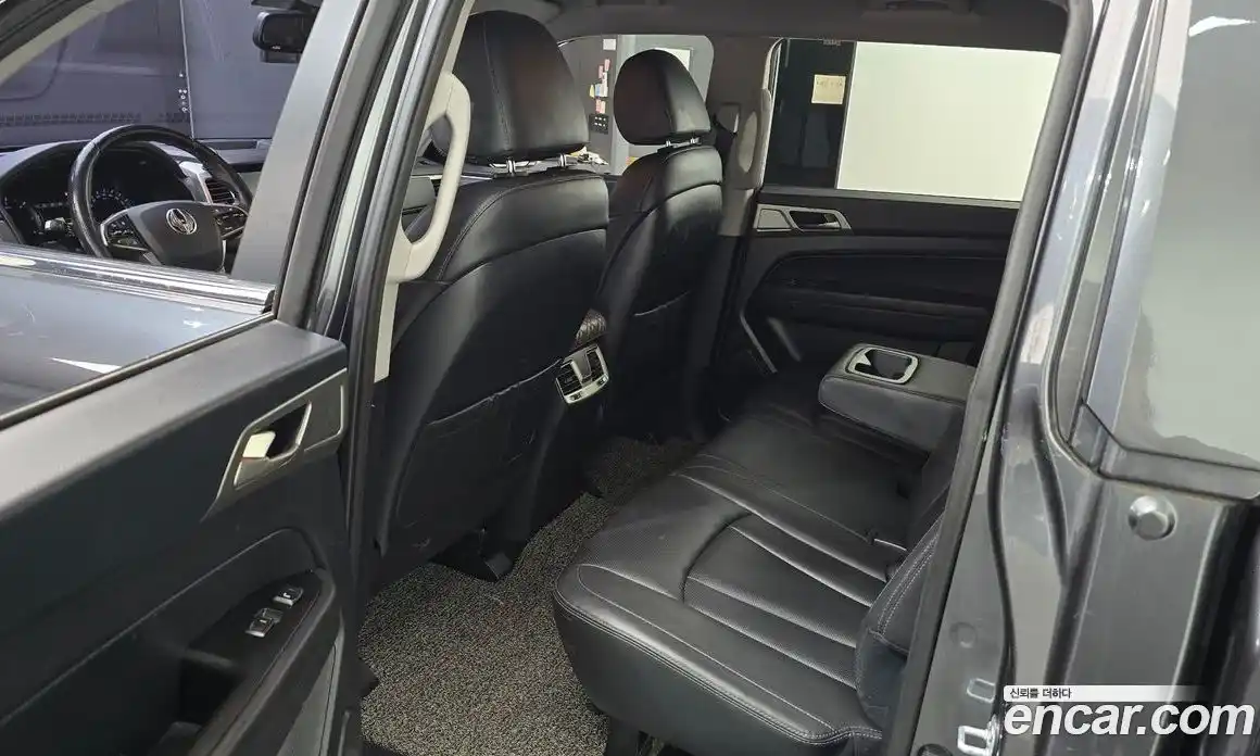 SsangYong Rexton 2018 2.2 автомат (гидро), фото 11