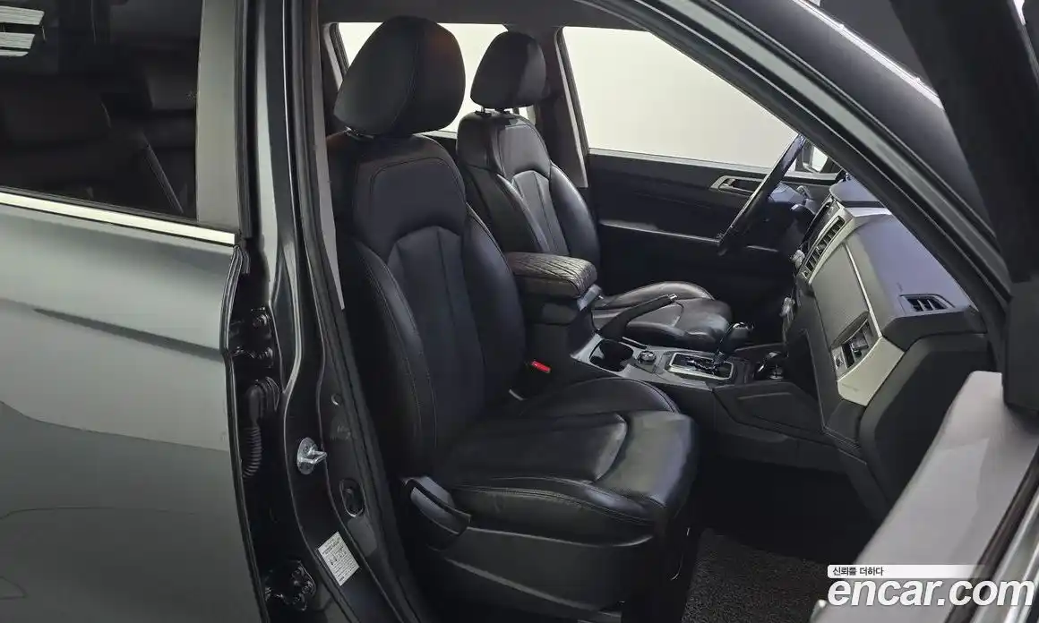 SsangYong Rexton 2018 2.2 автомат (гидро), фото 12