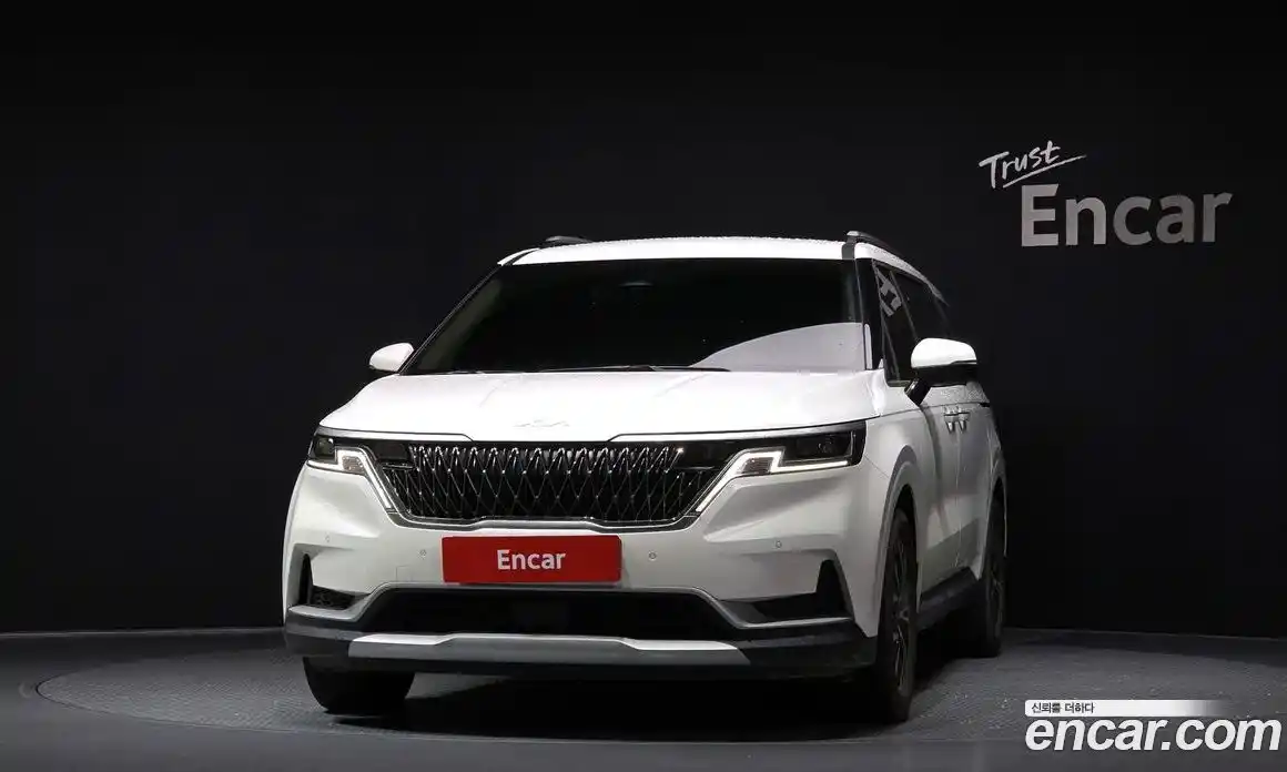Kia Carnival 2023 3.5 автомат (гидро), фото 3