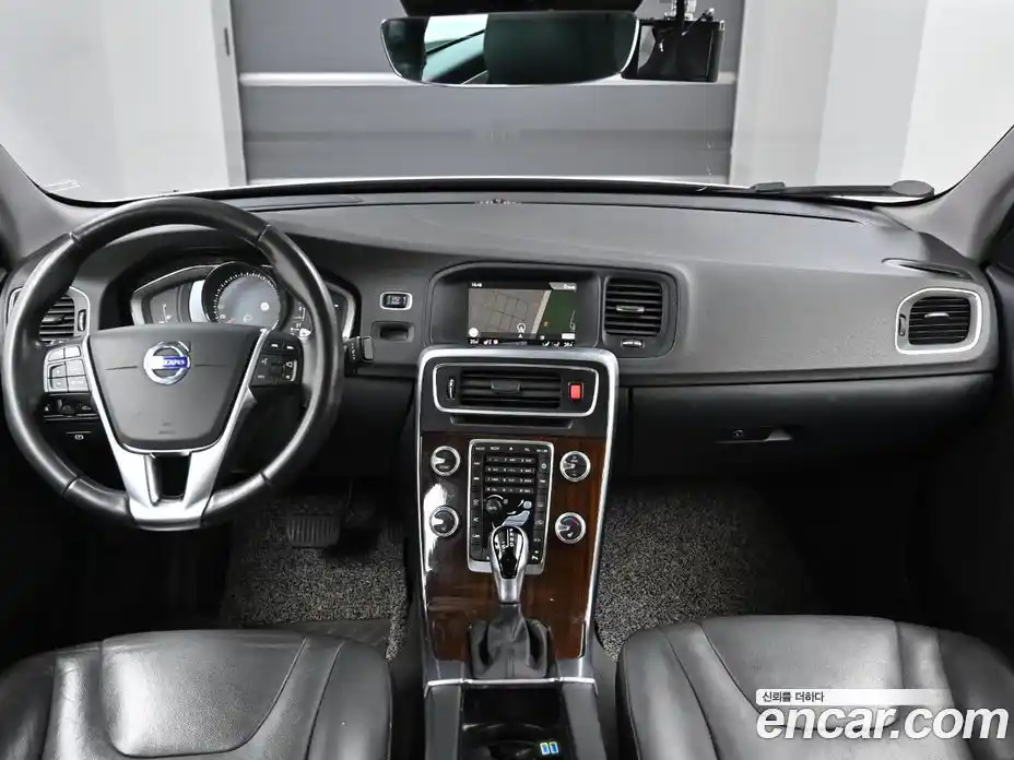 Volvo S60 2018 2.0 автомат (гидро), фото 11