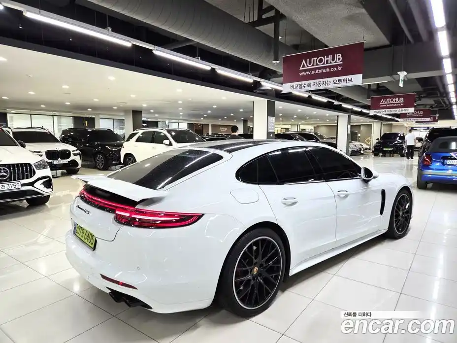 Porsche Panamera 2020 4.0 автомат (гидро), фото 4