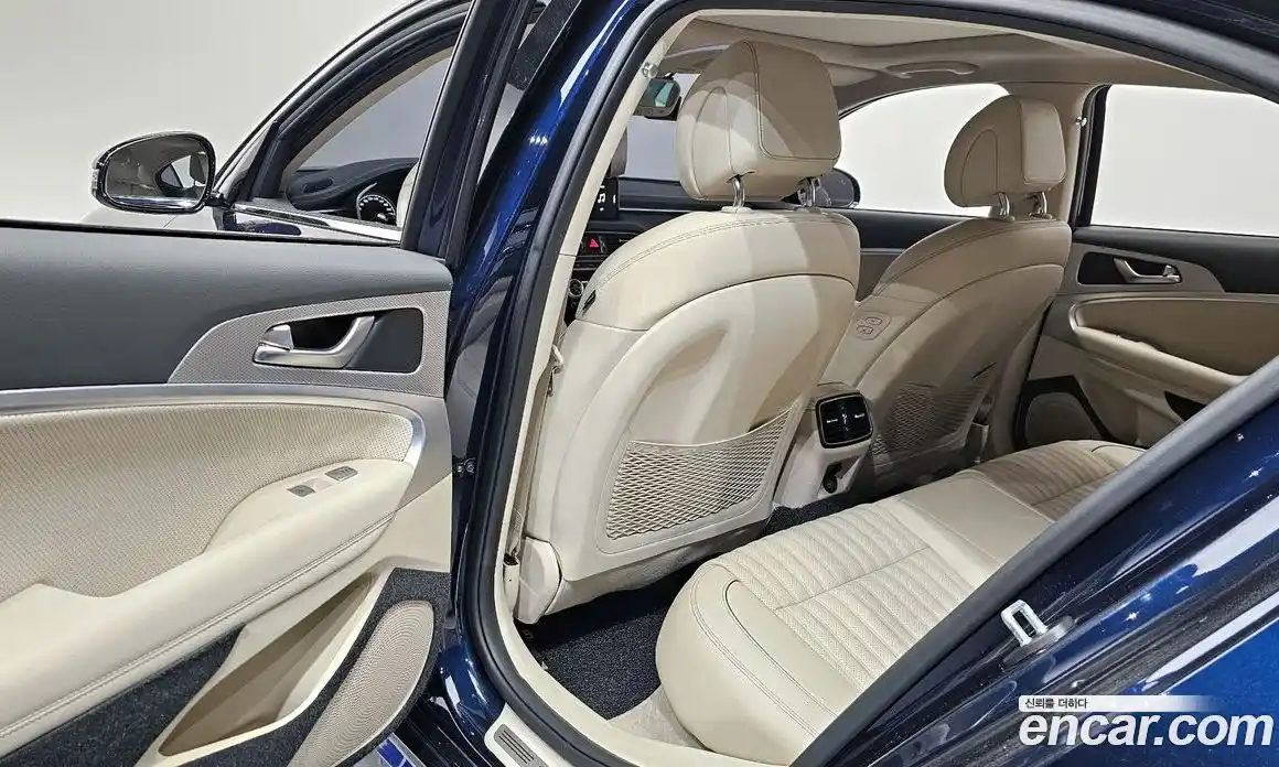 Genesis G70 2020 2.0 автомат (гидро), фото 18