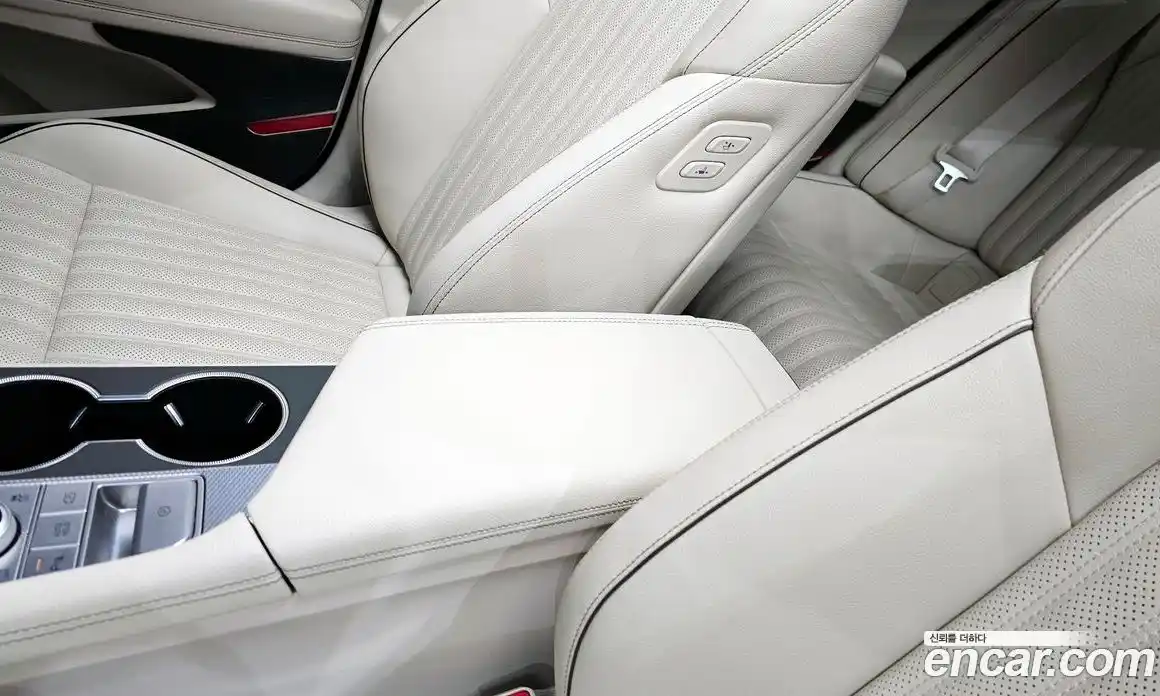 Genesis G70 2020 2.0 автомат (гидро), фото 28