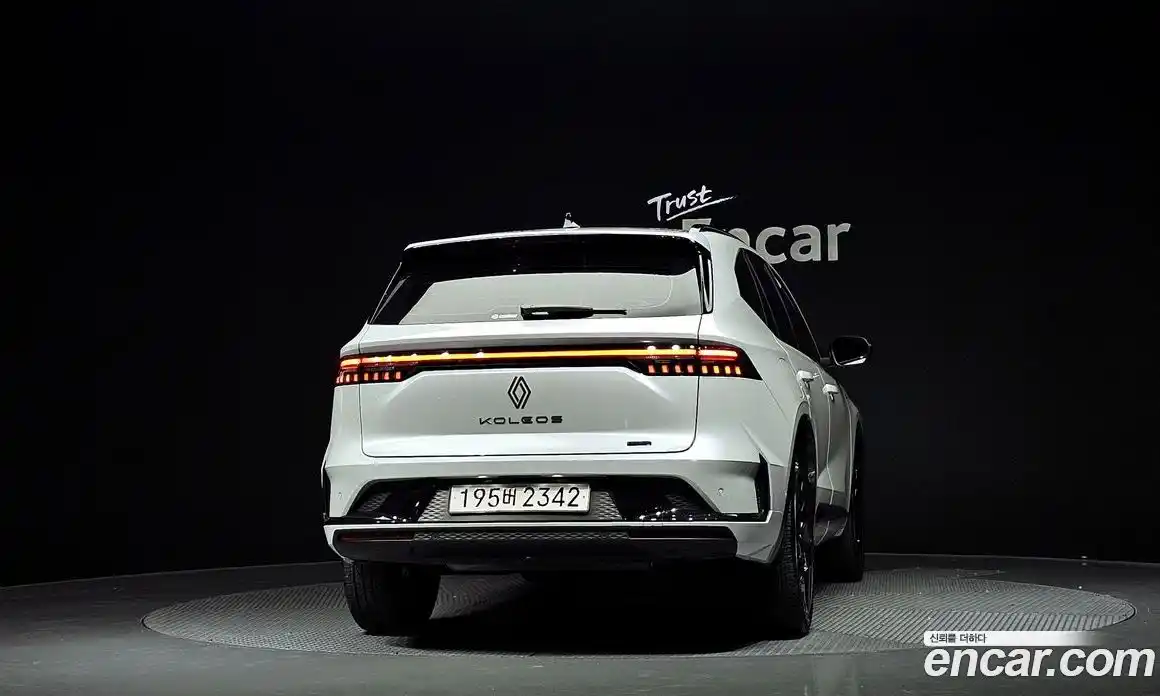 Renault Grand Koleos 2025 1.5 гидро, фото 4