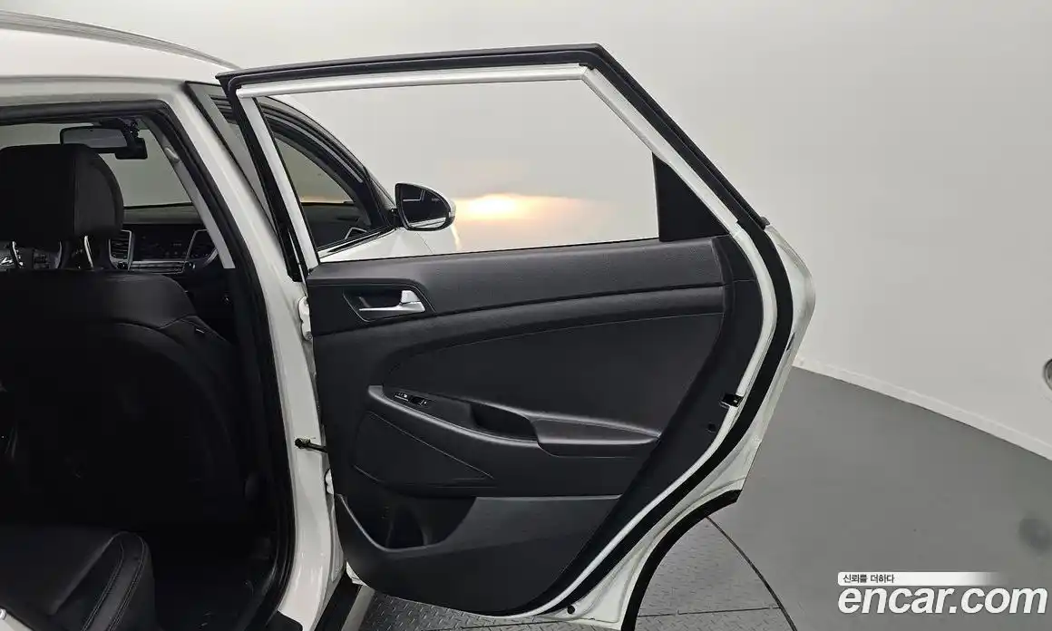 Hyundai Tucson 2017 2.0 автомат (гидро), фото 15