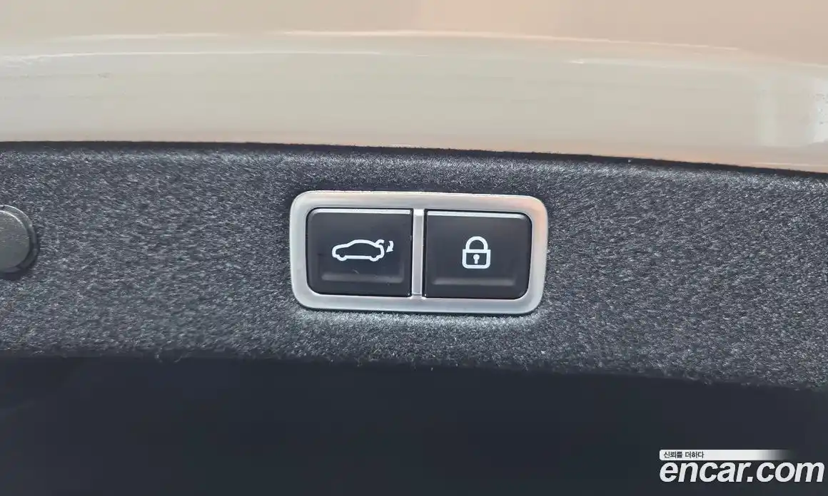 Hyundai Grandeur 2023 2.5 автомат (гидро), фото 20
