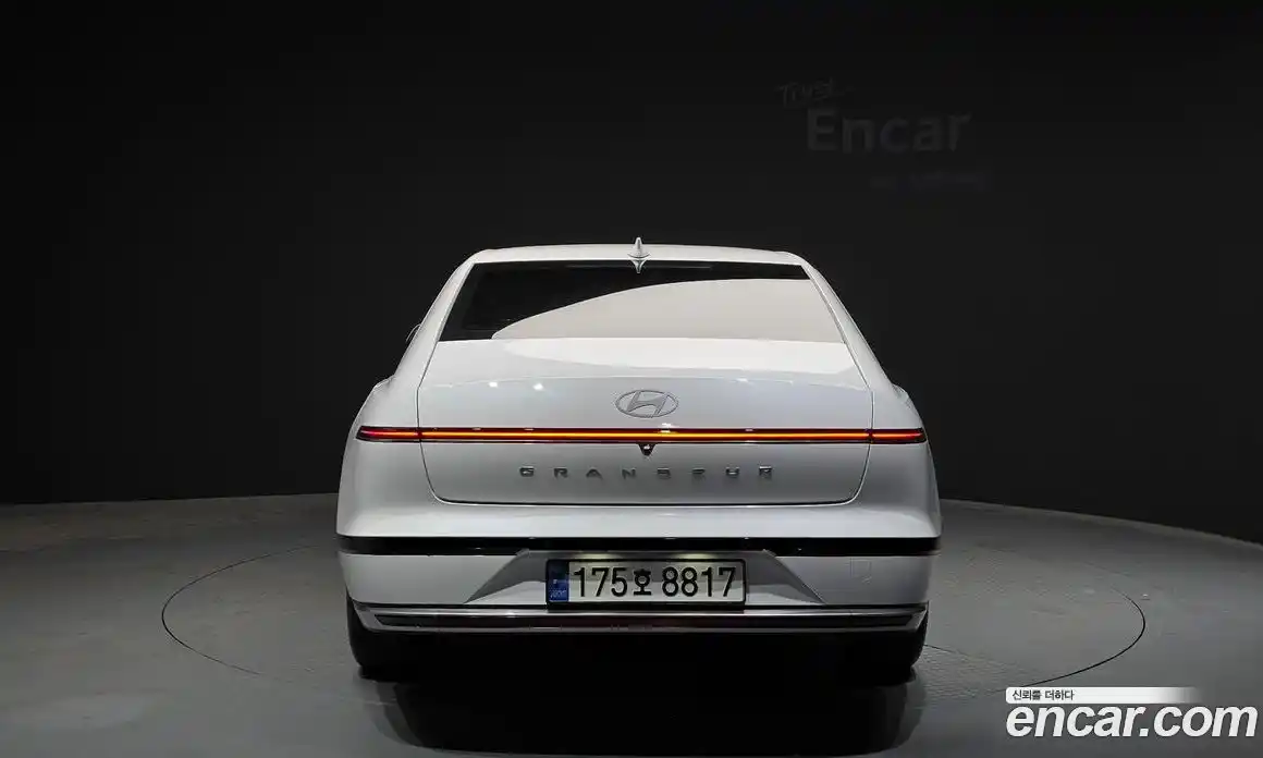 Hyundai Grandeur 2023 2.5 автомат (гидро), фото 4
