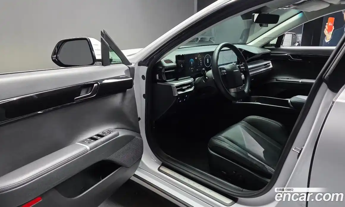 Hyundai Grandeur 2023 2.5 автомат (гидро), фото 10