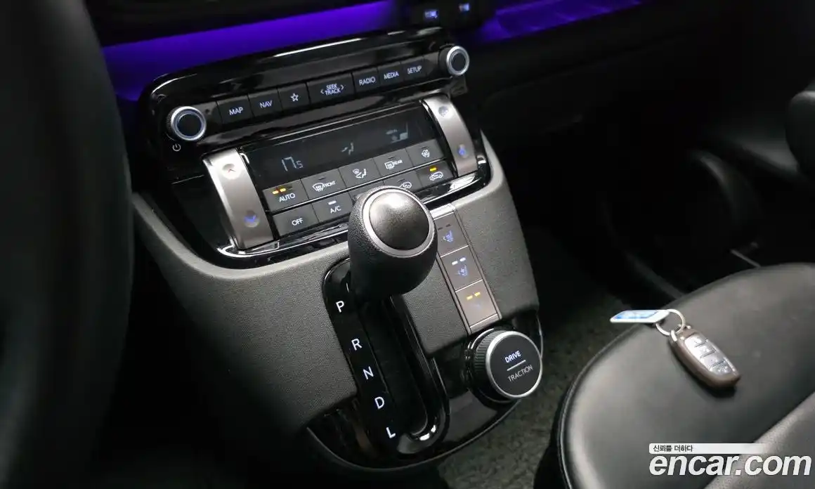 Hyundai Casper 2021 1.0 автомат (гидро), фото 12