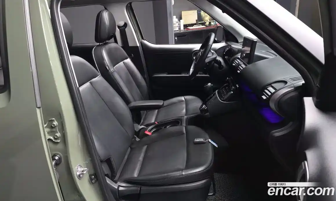 Hyundai Casper 2021 1.0 автомат (гидро), фото 17