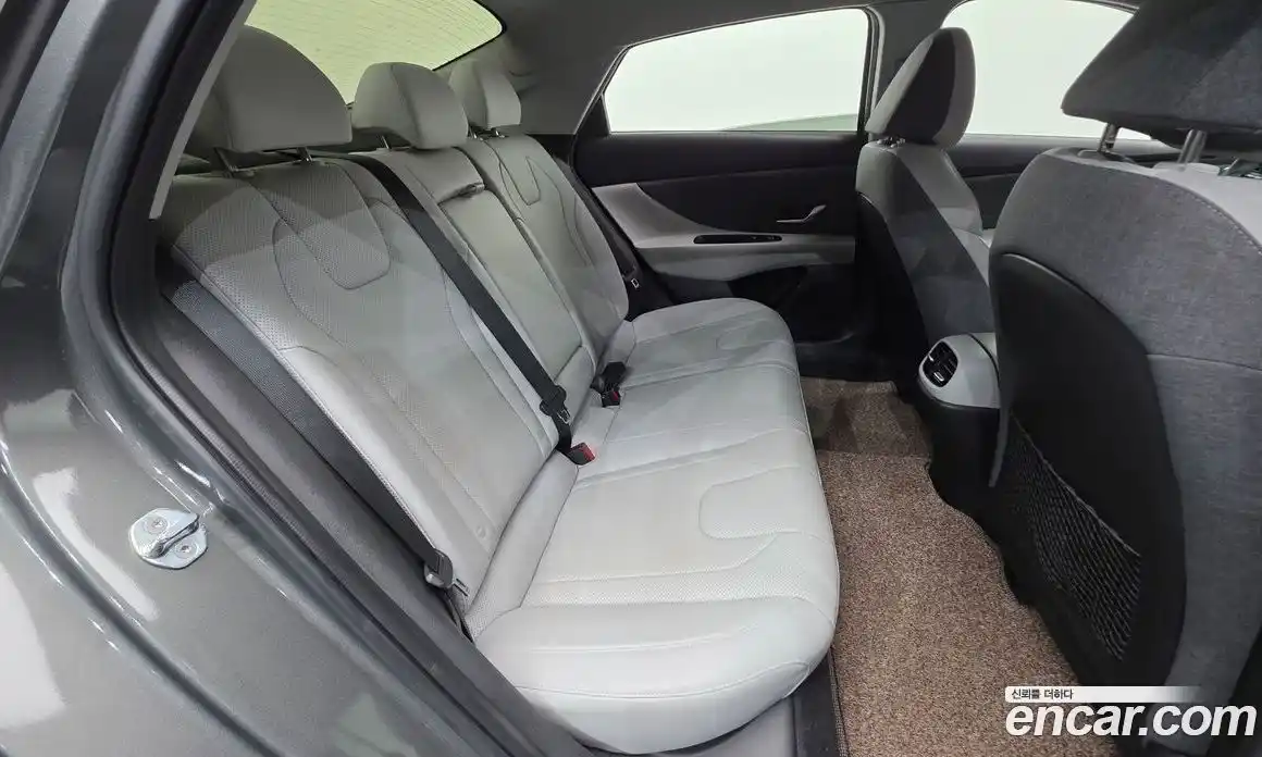 Hyundai Avante 2021 1.6 автомат (гидро), фото 20