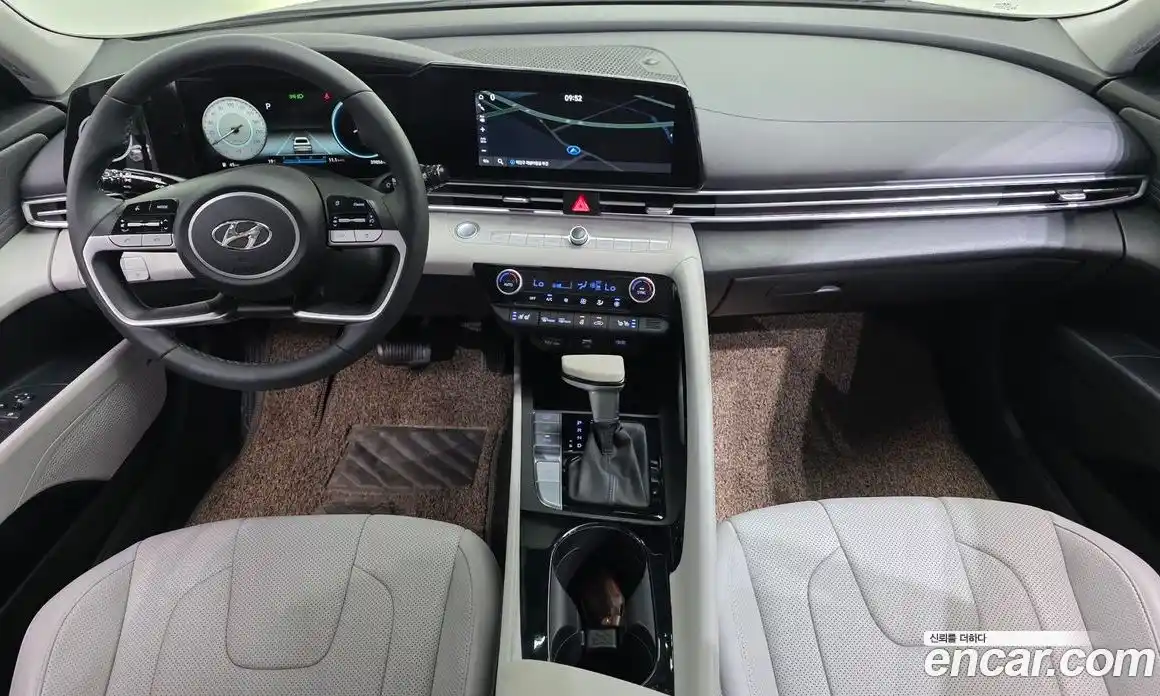 Hyundai Avante 2021 1.6 автомат (гидро), фото 7