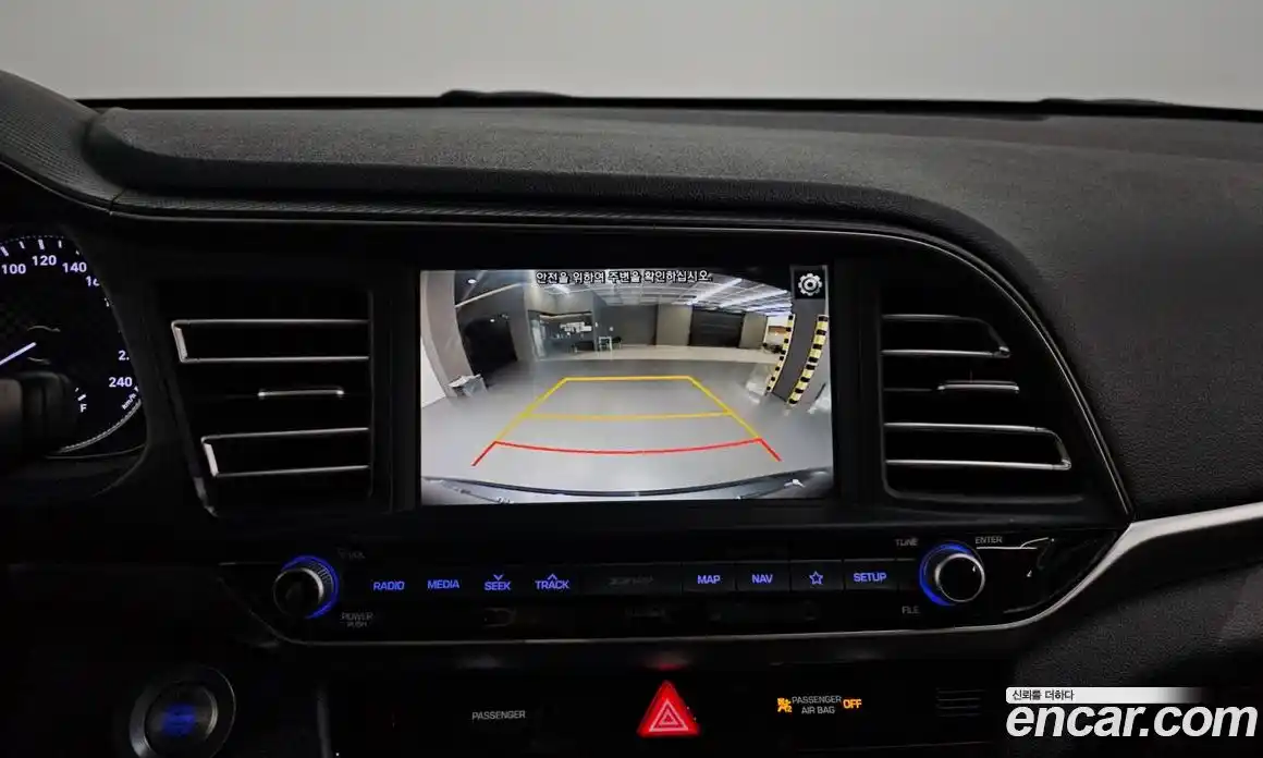 Hyundai Avante 2019 1.6 автомат (гидро), фото 22