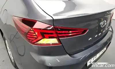 Hyundai Avante 2019 1.6 автомат (гидро), миниатюра 9