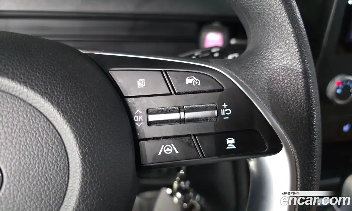 Hyundai Staria 2021 2.2 автомат (гидро), фото 14