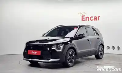 Kia Niro, 2023, 7 110 км