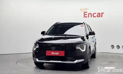 Kia Niro 2023 0.2 автомат (гидро), миниатюра 3