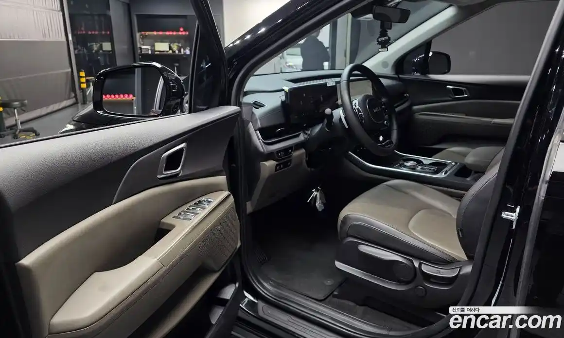 Kia Carnival 2024 2.2 автомат (гидро), фото 13