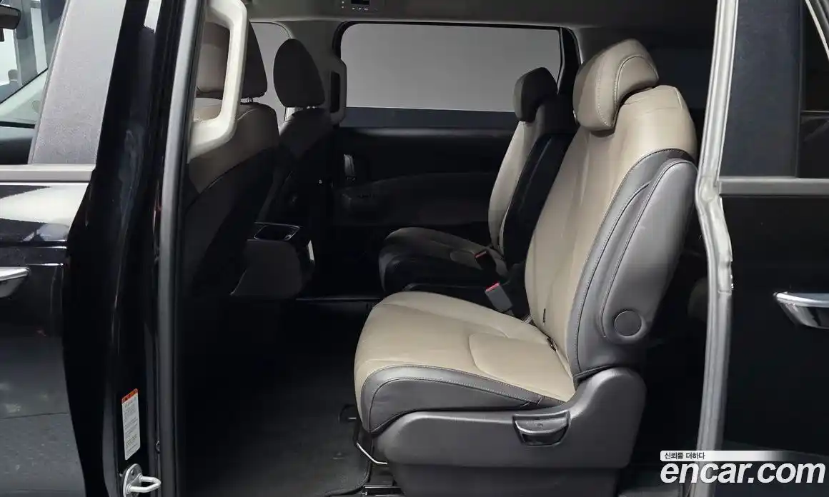 Kia Carnival 2024 2.2 автомат (гидро), фото 16