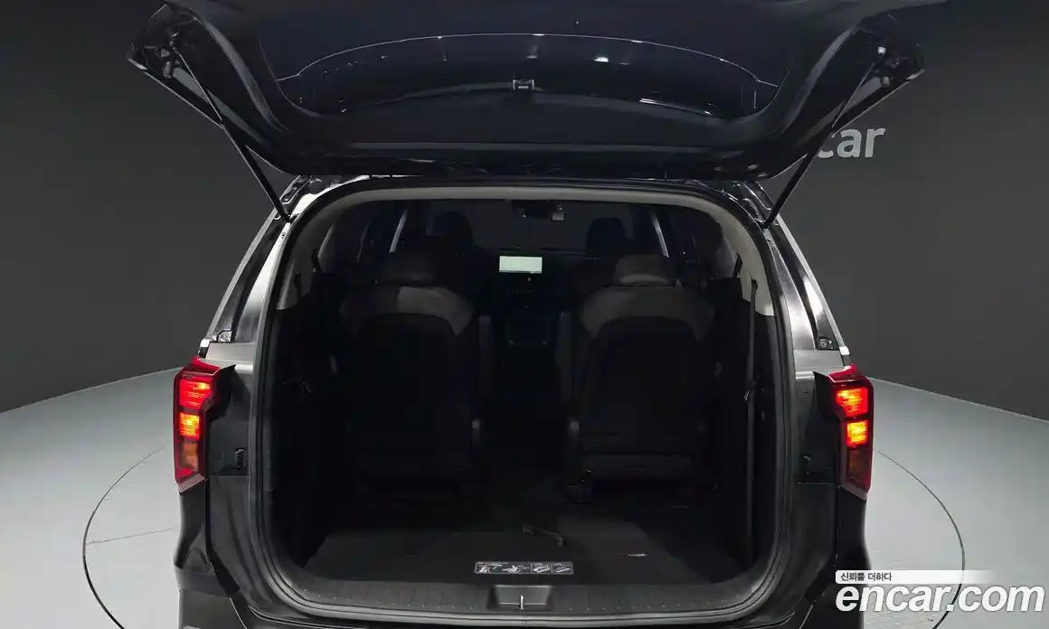 Kia Carnival 2024 2.2 автомат (гидро), фото 26