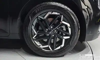 Kia Carnival 2024 2.2 автомат (гидро), миниатюра 7