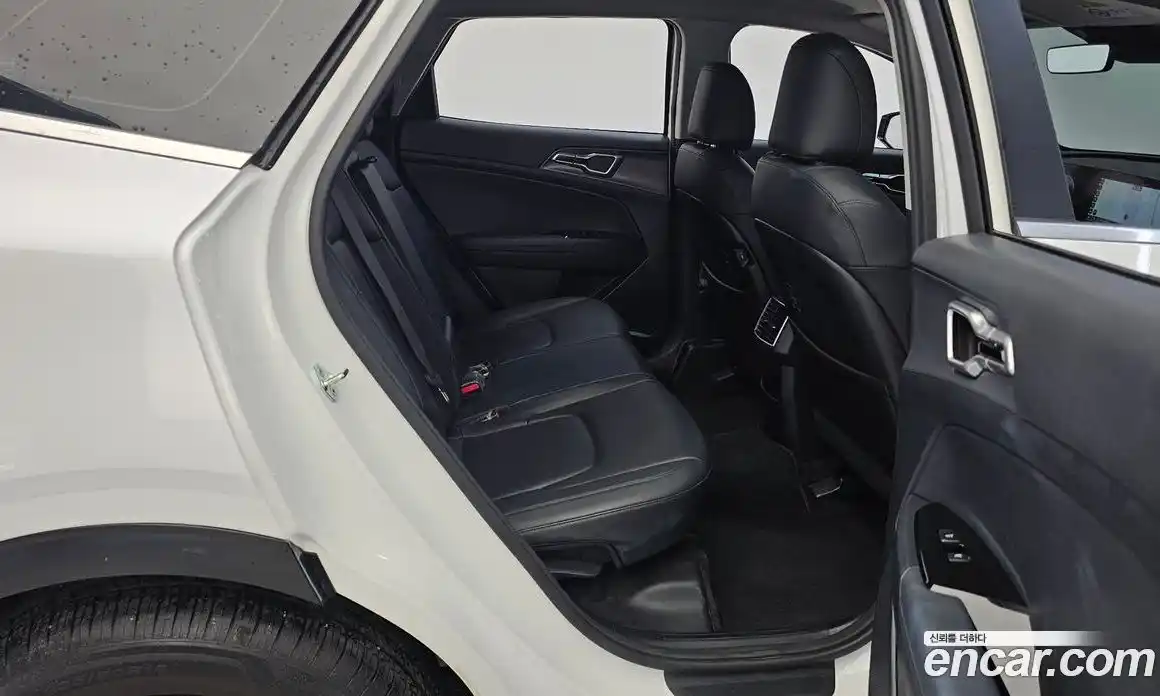 Kia Sportage 2022 1.6 автомат (гидро), фото 17