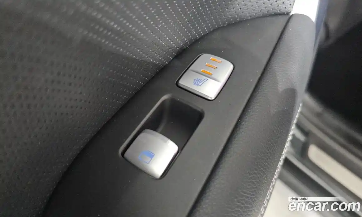 Genesis G70 2018 2.0 автомат (гидро), фото 16