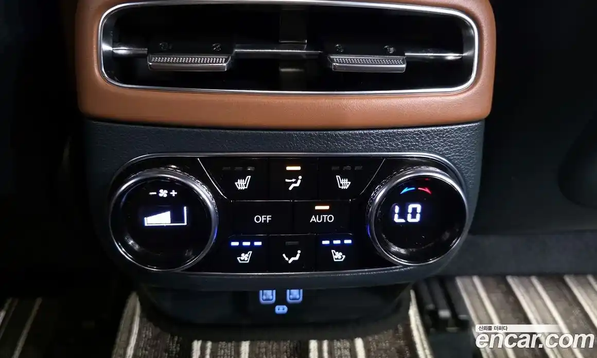 Genesis GV70 2022 2.5 автомат (гидро), фото 18