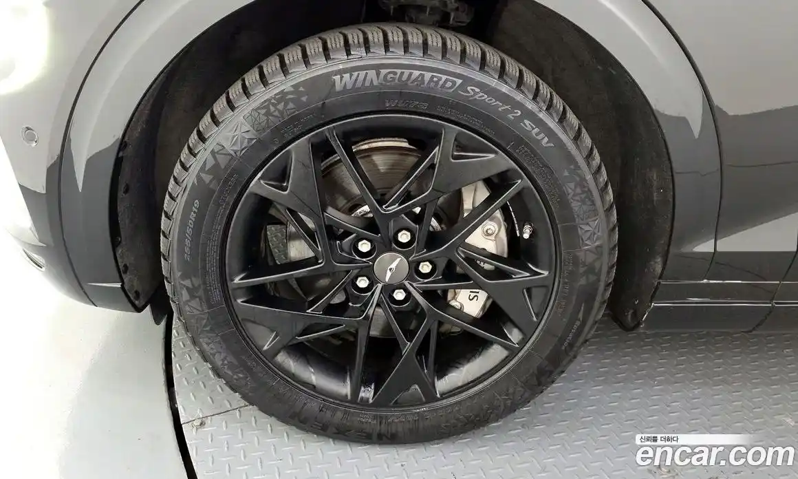 Genesis GV70 2022 2.5 автомат (гидро), фото 5