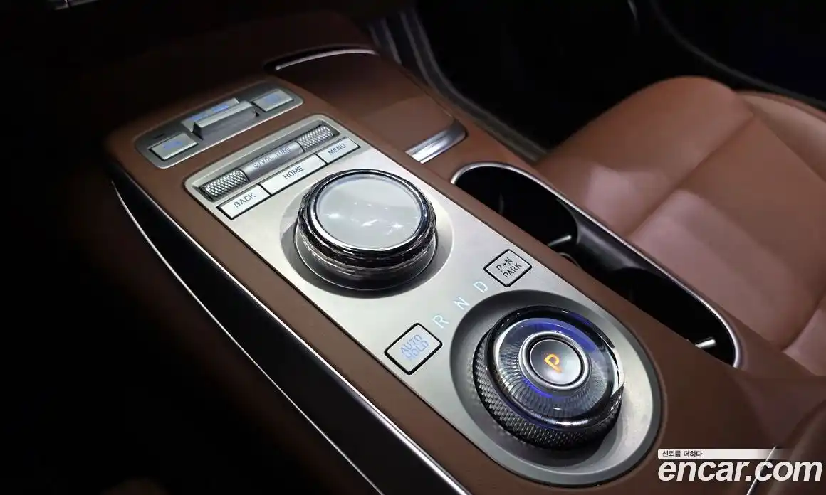 Genesis GV70 2022 2.5 автомат (гидро), фото 9