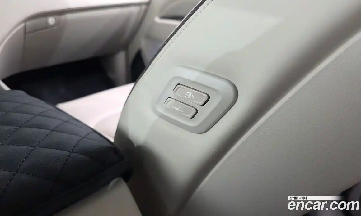 SsangYong Rexton 2024 2.2 автомат (гидро), фото 36