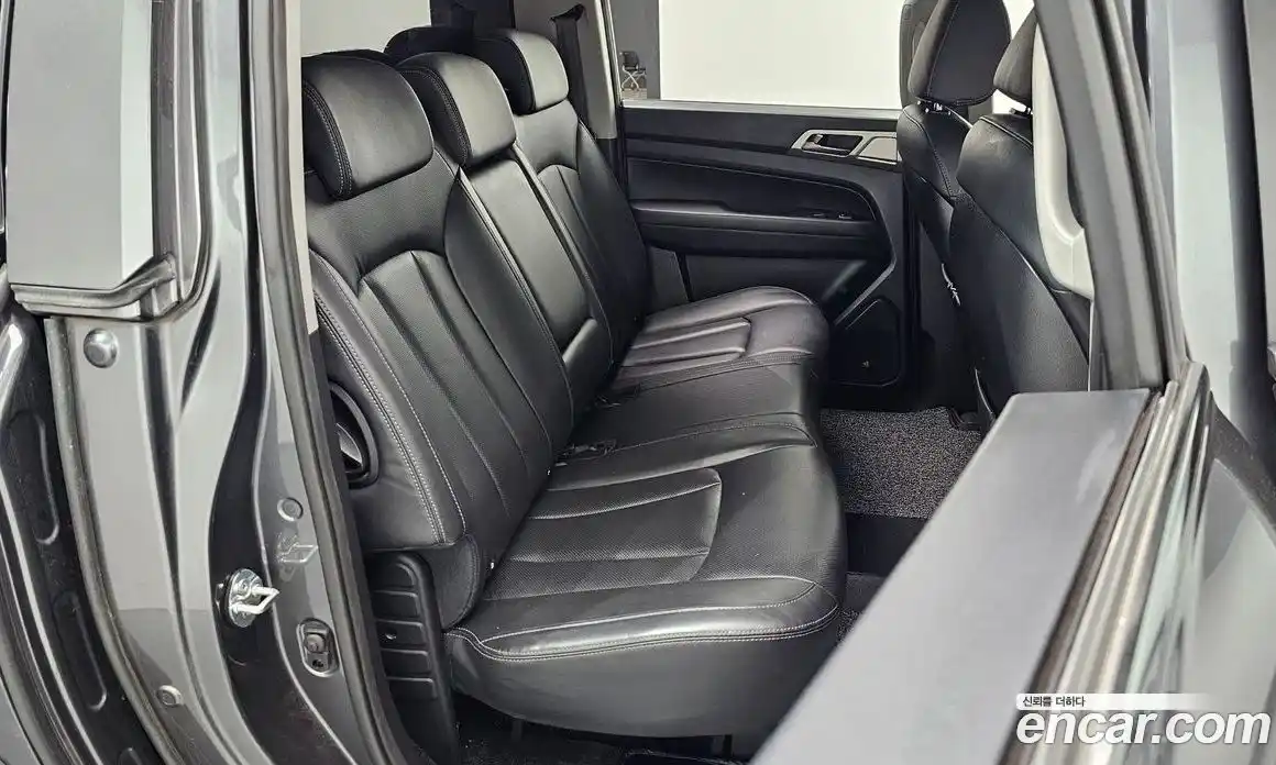 SsangYong Rexton 2018 2.2 автомат (гидро), фото 17