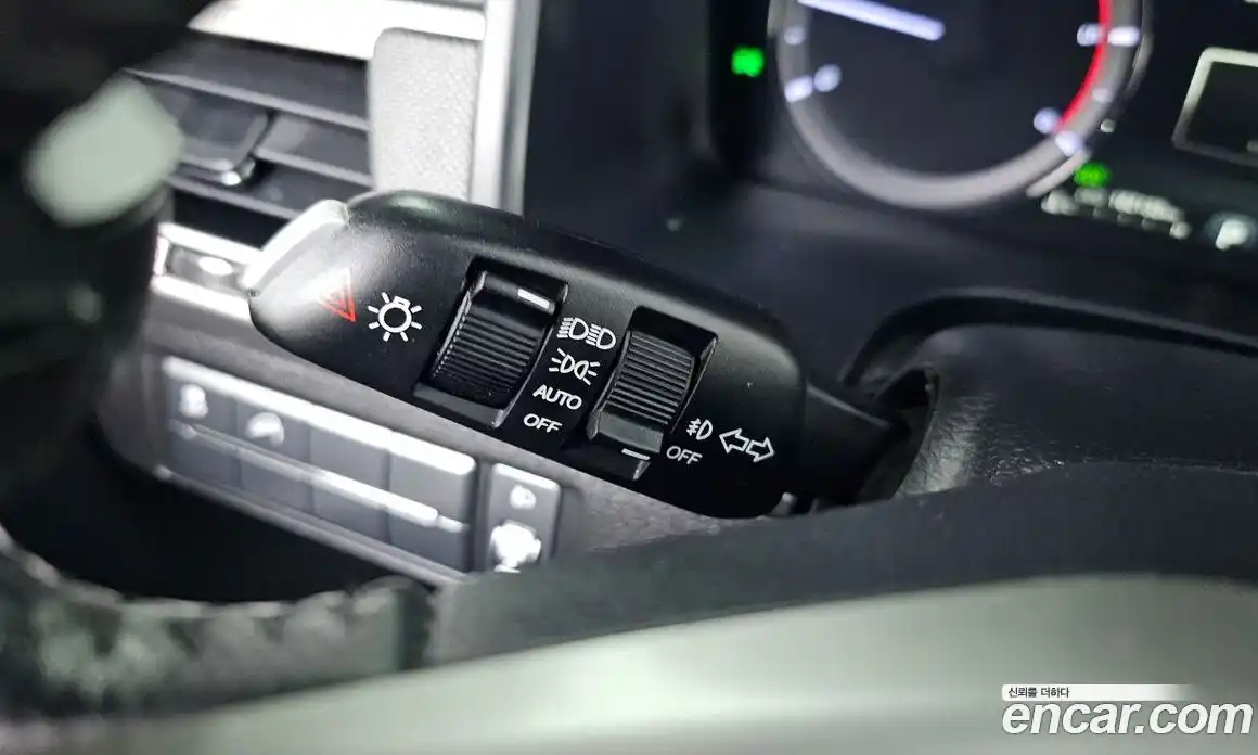 SsangYong Rexton 2018 2.2 автомат (гидро), фото 30