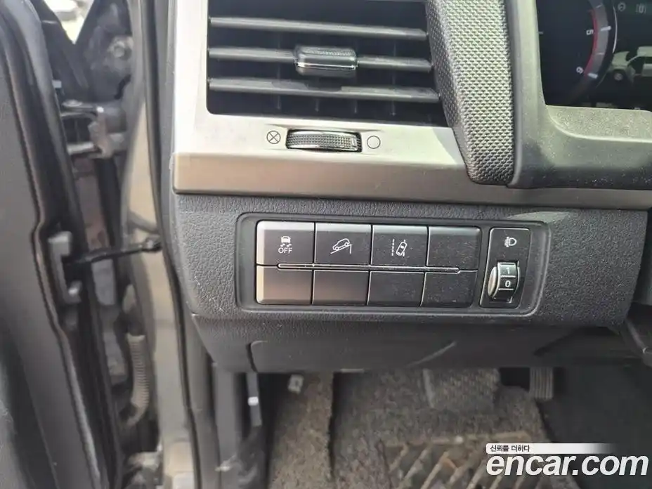 SsangYong Rexton 2019 2.2 автомат (гидро), фото 14