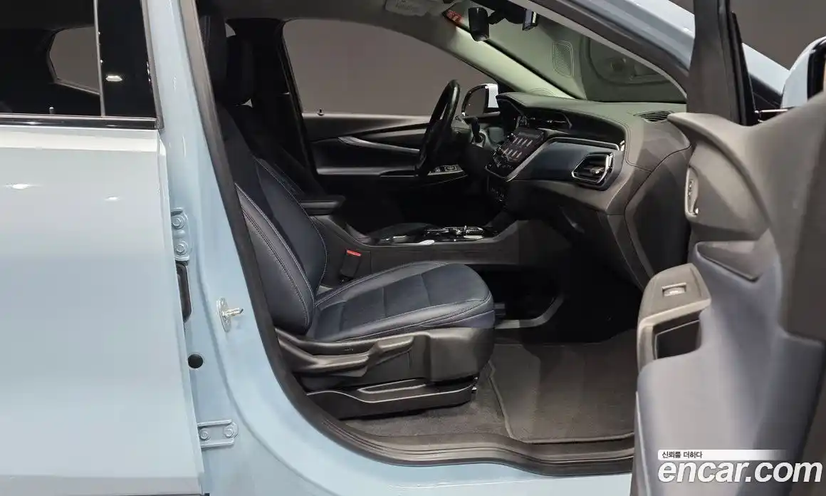 Chevrolet 볼트 EUV 2022 0.2 автомат (гидро), фото 11