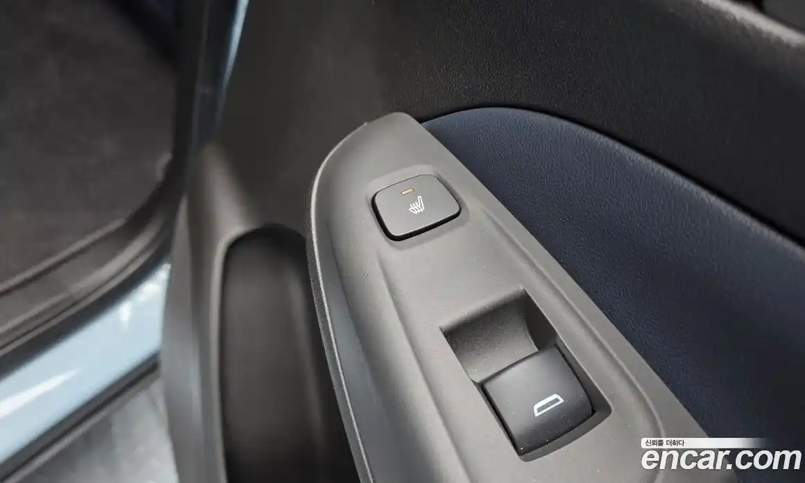 Chevrolet 볼트 EUV 2022 0.2 автомат (гидро), фото 19