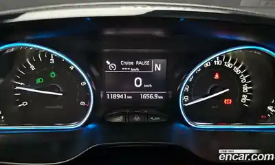 Peugeot 2008 2018 1.6 автомат (гидро), миниатюра 11