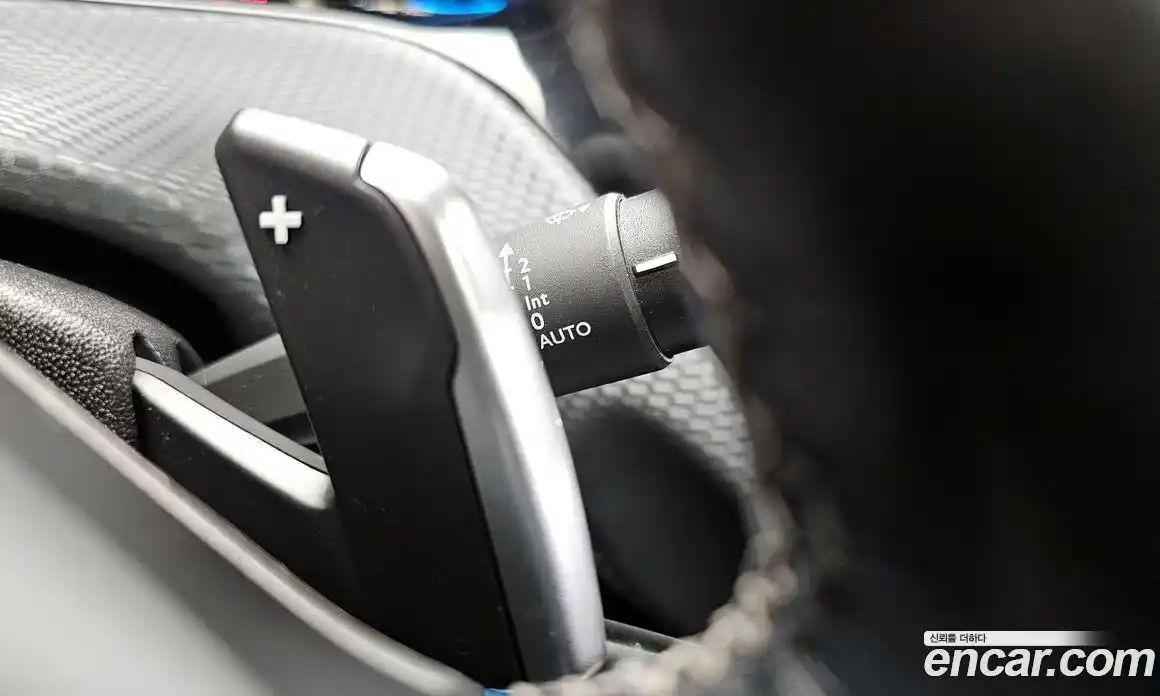 Peugeot 2008 2018 1.6 автомат (гидро), фото 28