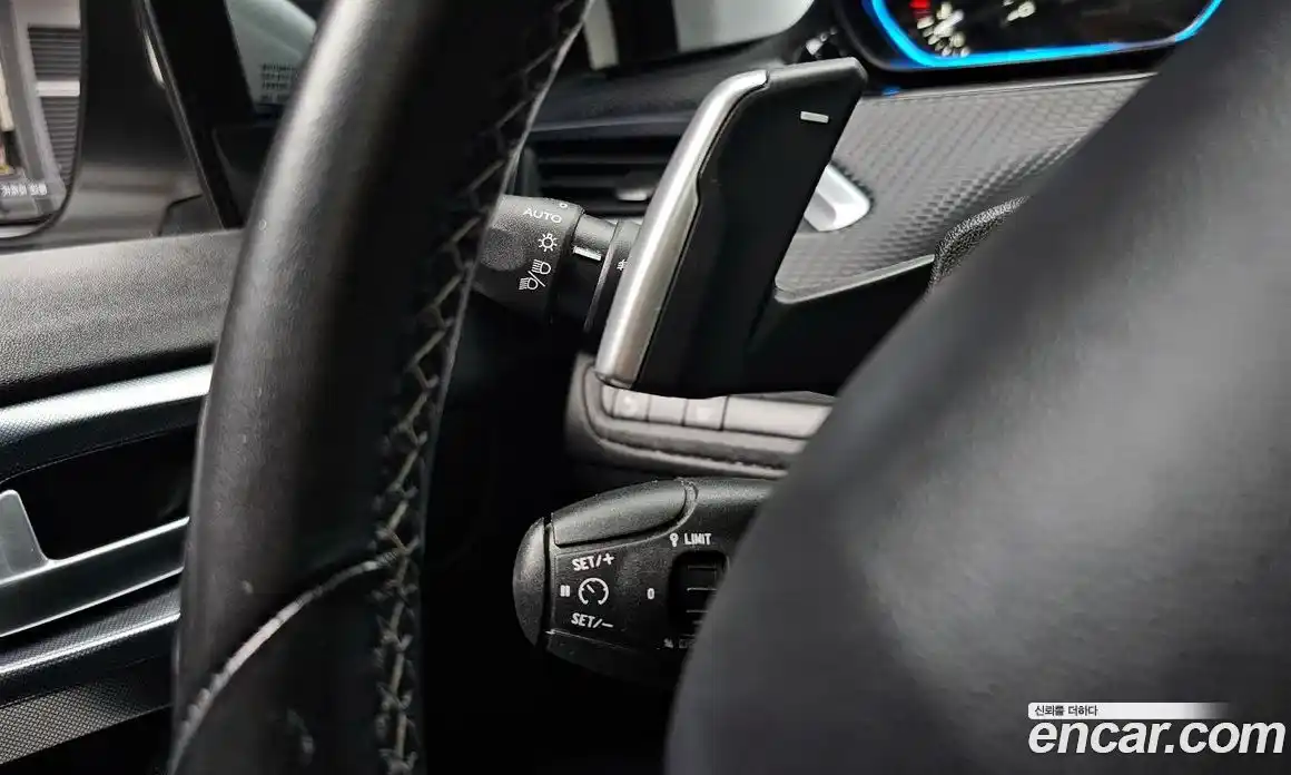 Peugeot 2008 2018 1.6 автомат (гидро), фото 29