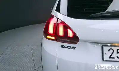 Peugeot 2008 2018 1.6 автомат (гидро), миниатюра 9