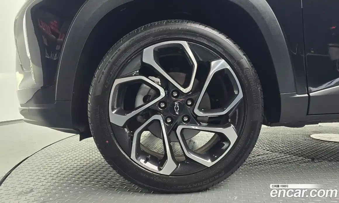 Chevrolet Trax 2024 1.2 автомат (гидро), фото 4