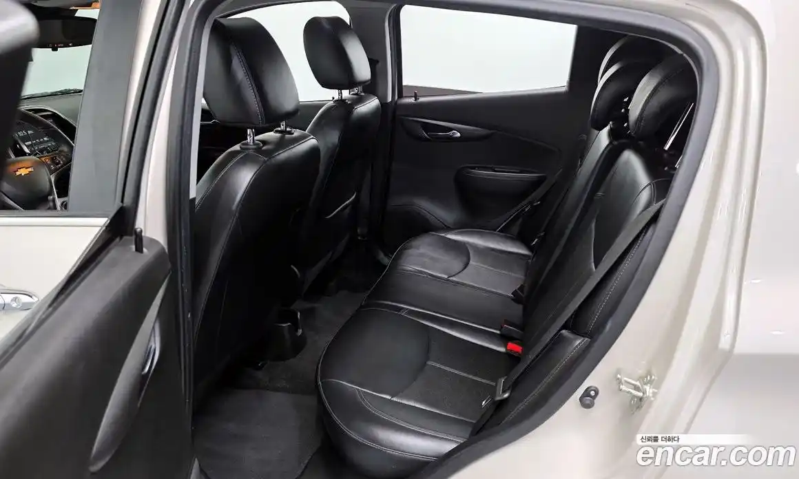 Chevrolet Spark 2018 1.0 автомат (гидро), фото 12
