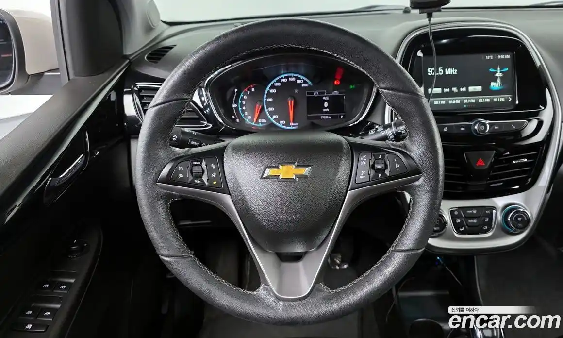 Chevrolet Spark 2018 1.0 автомат (гидро), фото 14