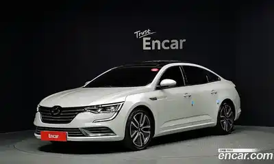 Renault SM6