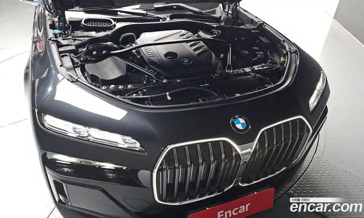 BMW 7 серия 2025 3.0 автомат (гидро), фото 6