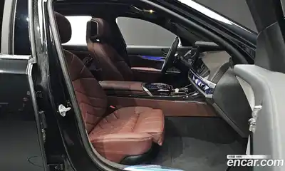 BMW 7 серия 2025 3.0 автомат (гидро), миниатюра 10