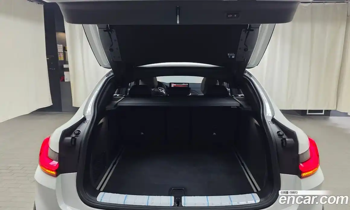 BMW X4 2025 2.0 автомат (гидро), фото 26