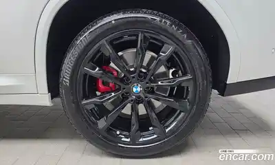 BMW X4 2025 2.0 автомат (гидро), миниатюра 7