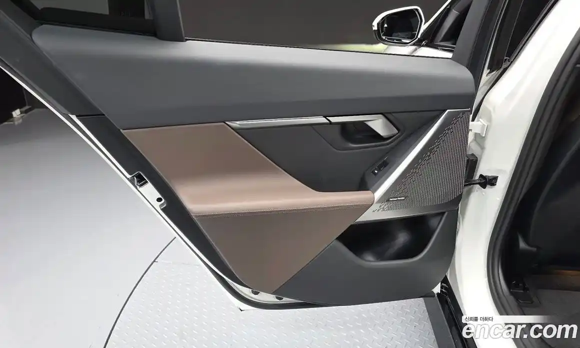 BMW 5 серия 2023 2.0 автомат (гидро), фото 15
